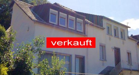 Wohnhaus mit Panoramablick ins Moseltal